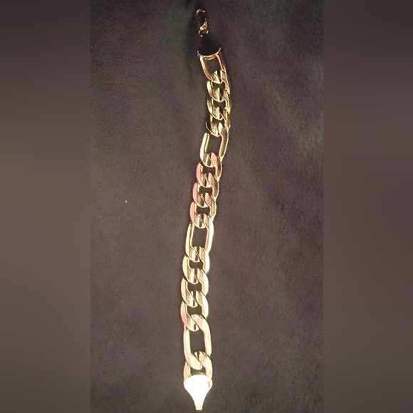 8" 14k Gold Men's Figaro Bracelet - Picture 5 of 8